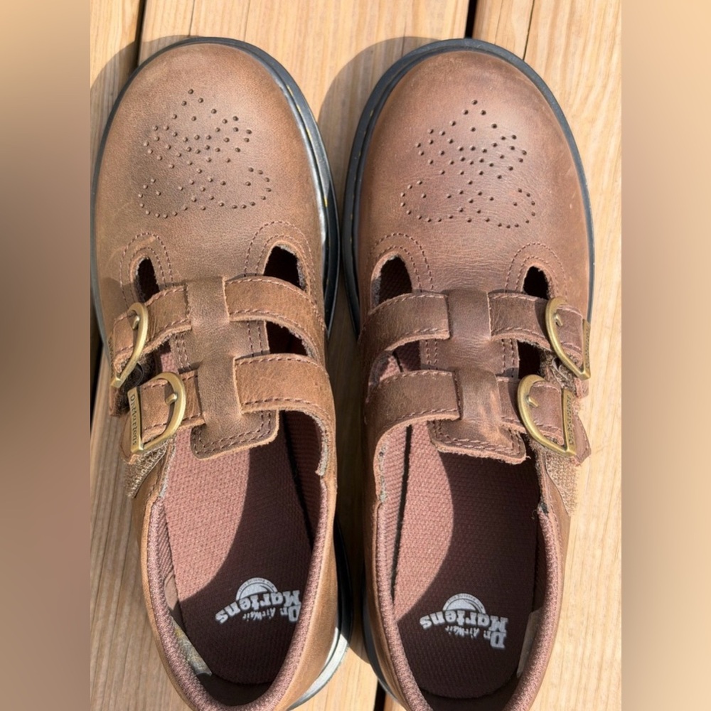 Dr. Martens women’s Brown Mary Jane Shoes